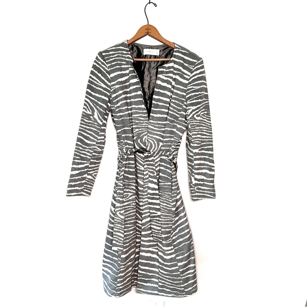 Darby Scott | Gray Animal Print Belted Long Coat Size 6